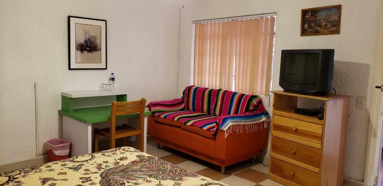 Anys Hostal Мехико Экстерьер фото